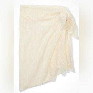 American Eagle Cream Colored Mesh Sarong Wrap